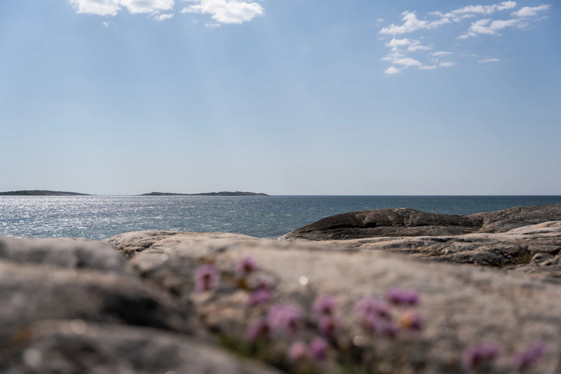 Underbara klippor och badmöjligheter i Vassbäck