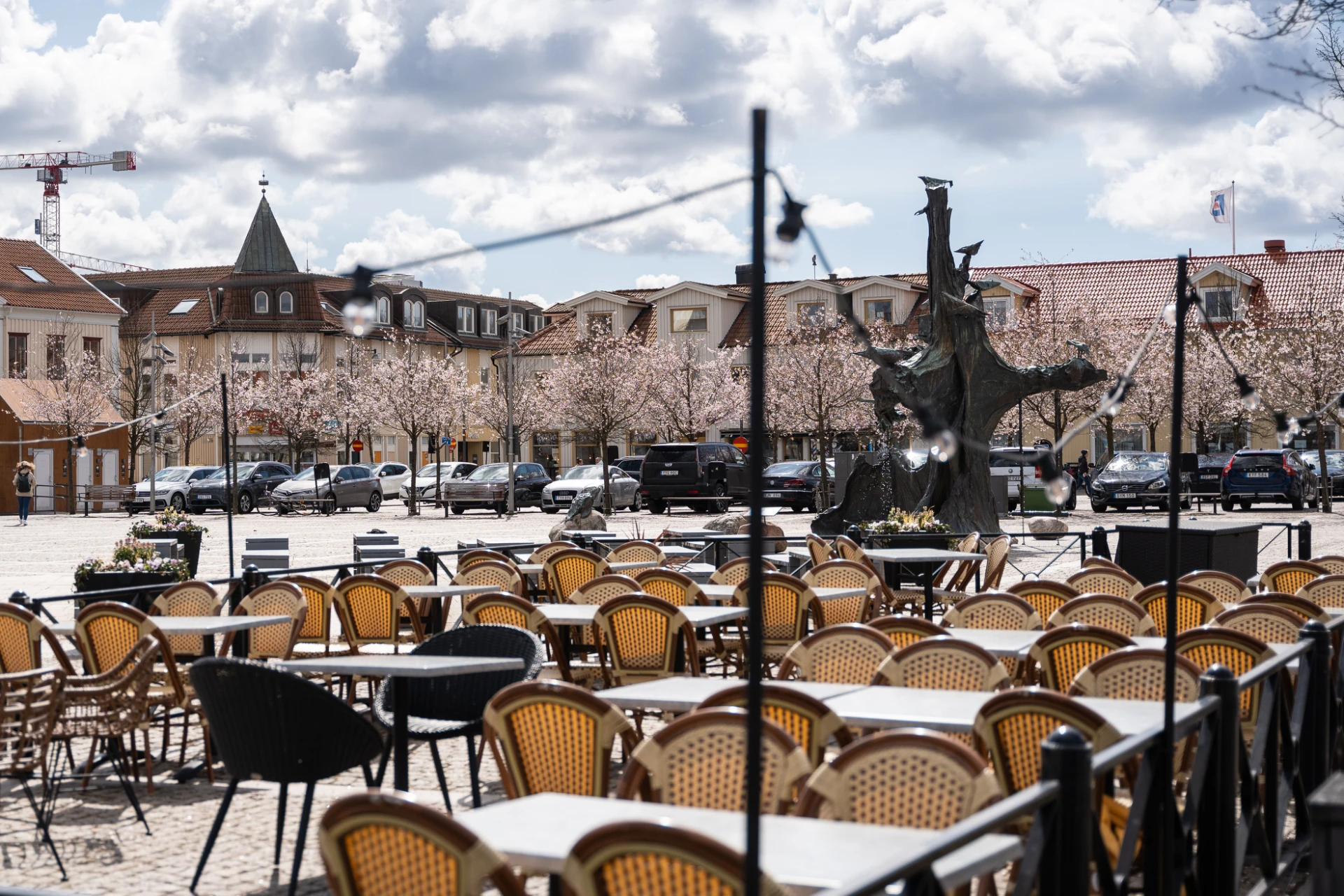 I centrum vandrar ni omkring på kullerstensgator och charmiga hus