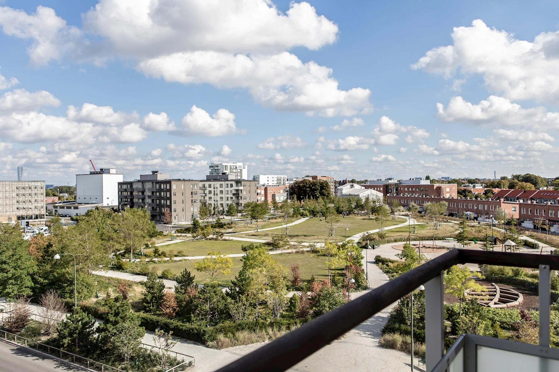 Utsikt från norra balkongen mot Cementparken