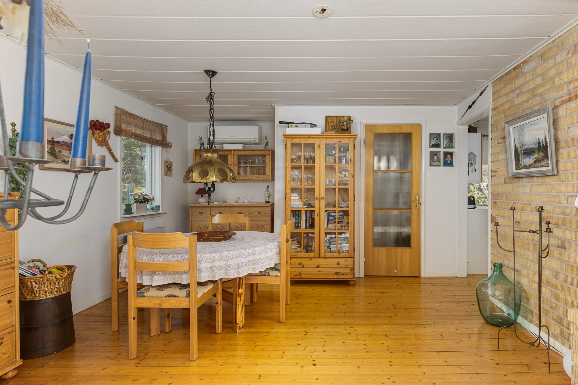 Matplats i vardagsrum