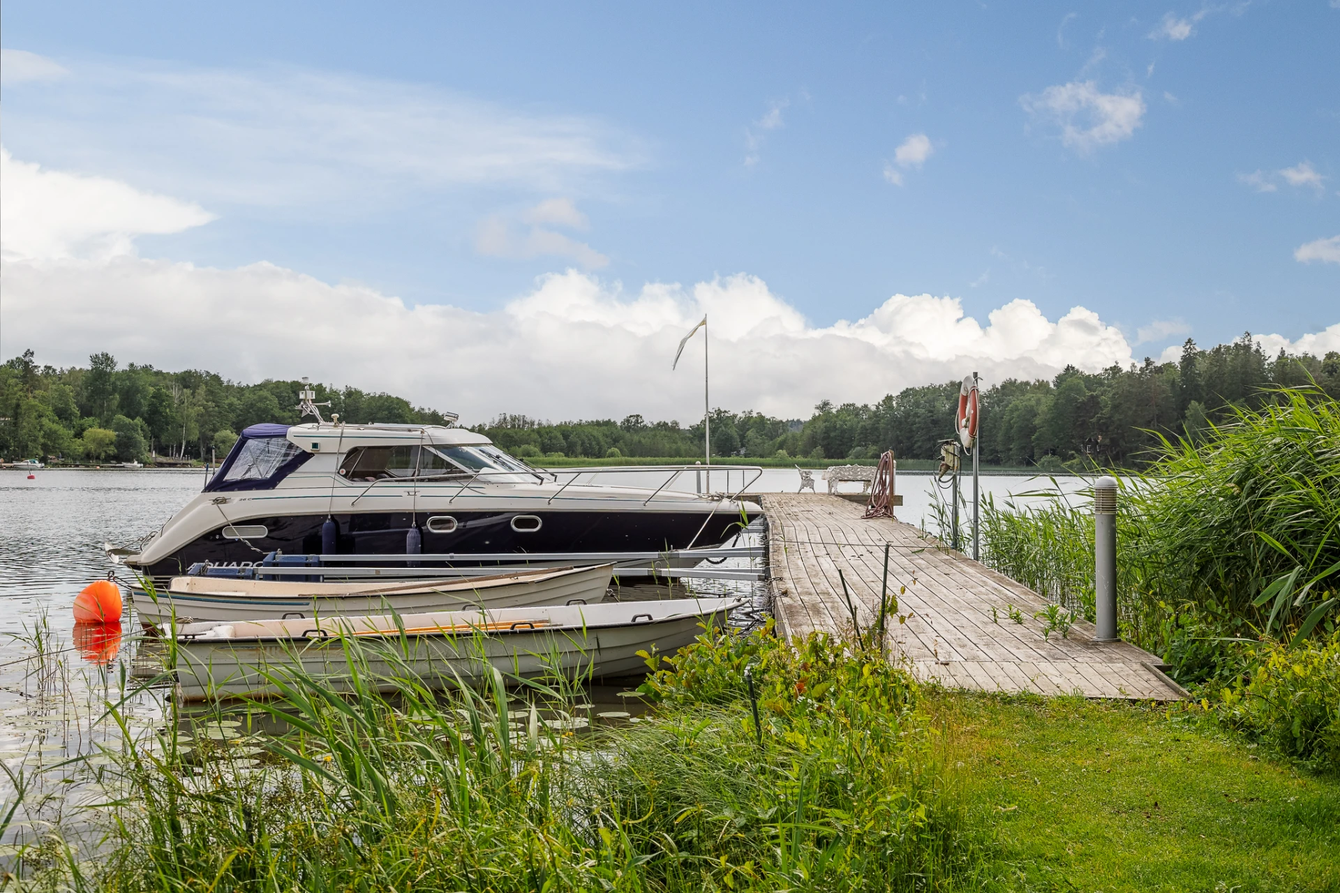 Båtplats vid bryggan