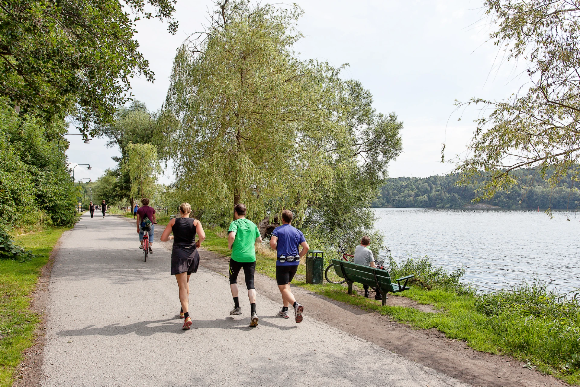 Nära vackra promenadstråk vid Årstaviken