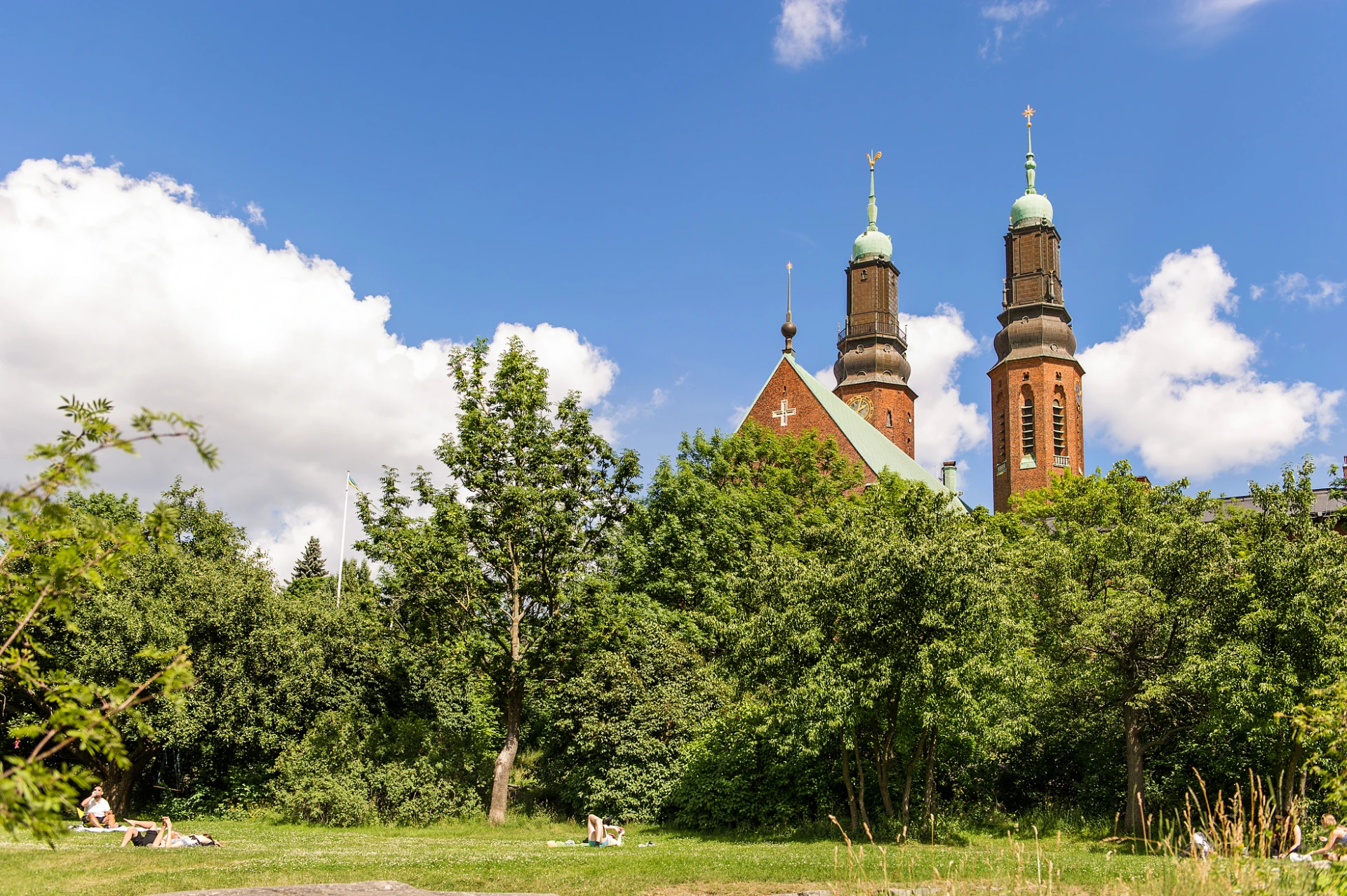 Högalidskyrkan vid Högalidsparken