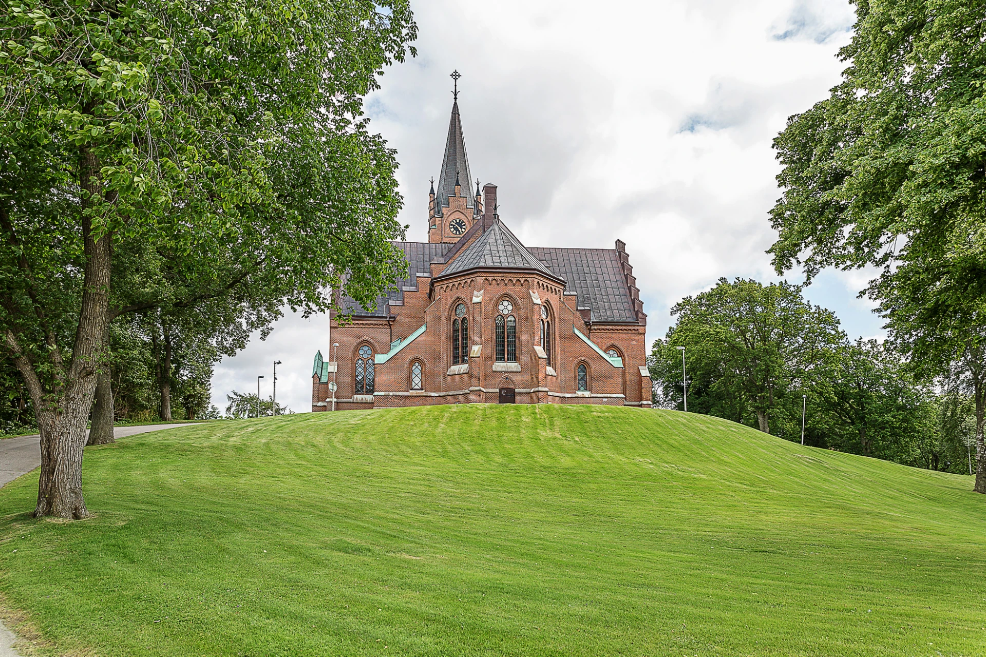 Fässbergs kyrka