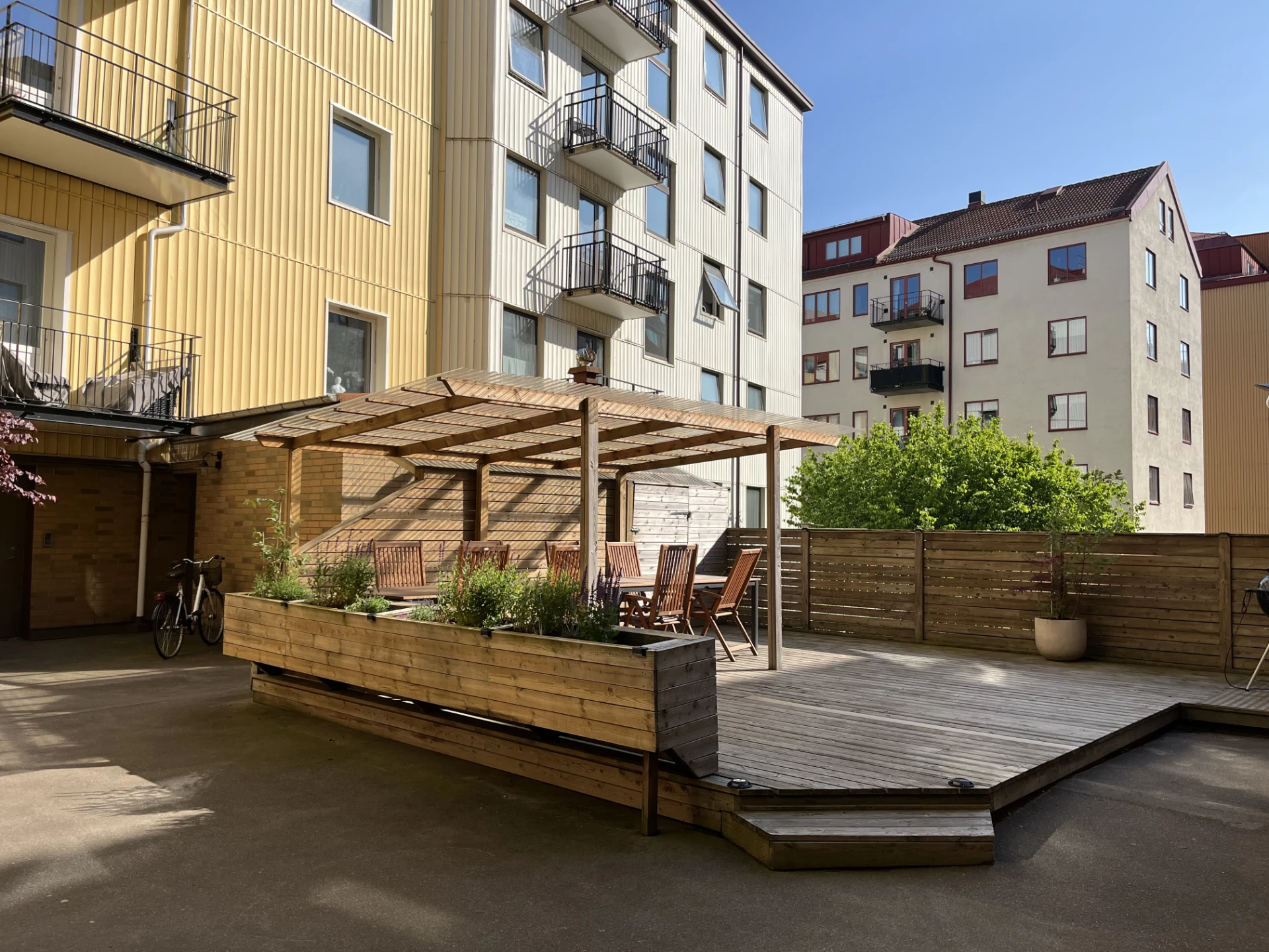 Säljarens bild av gemensam terrass