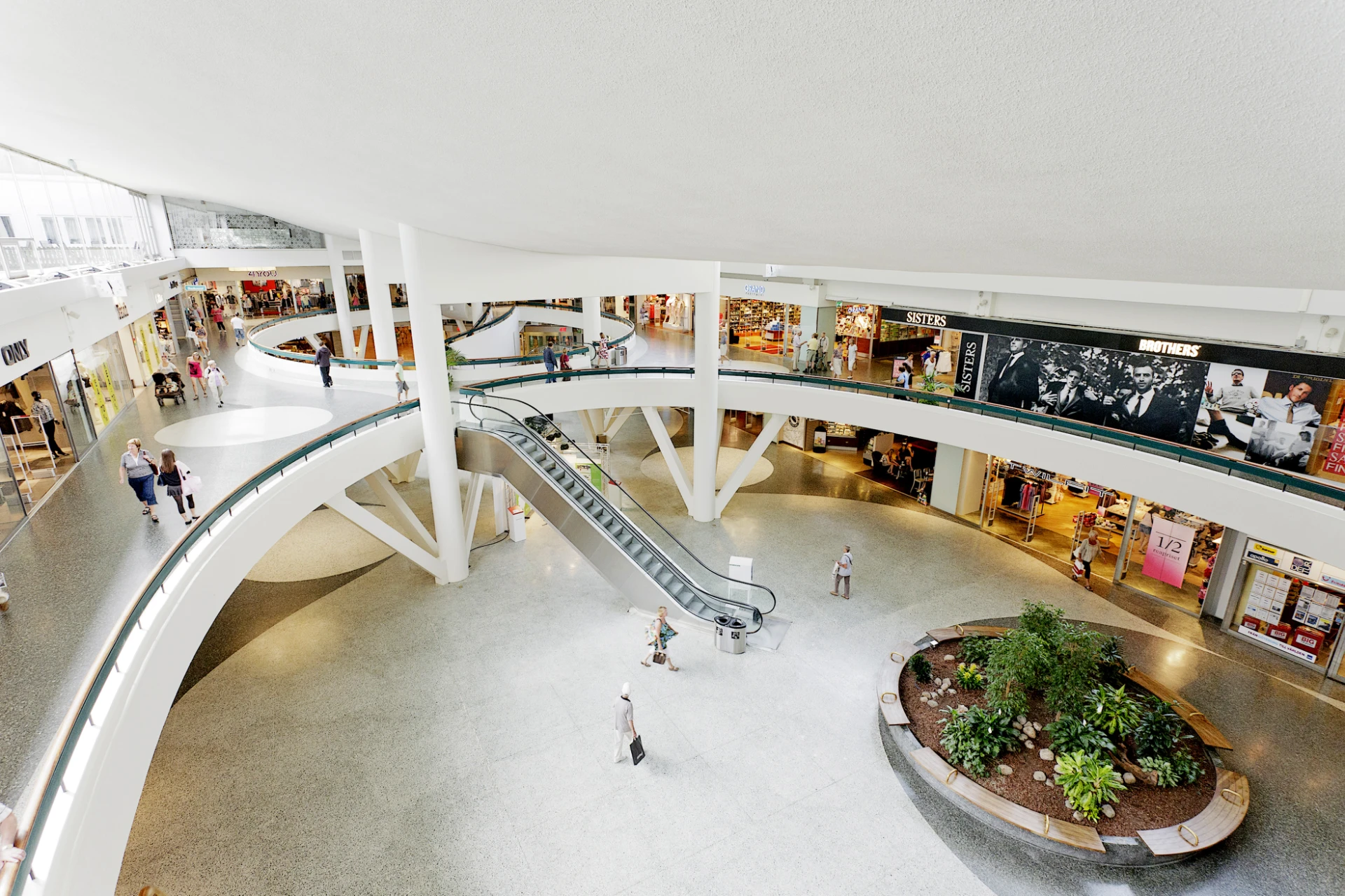 Utmärkt shopping på Frölunda Torg