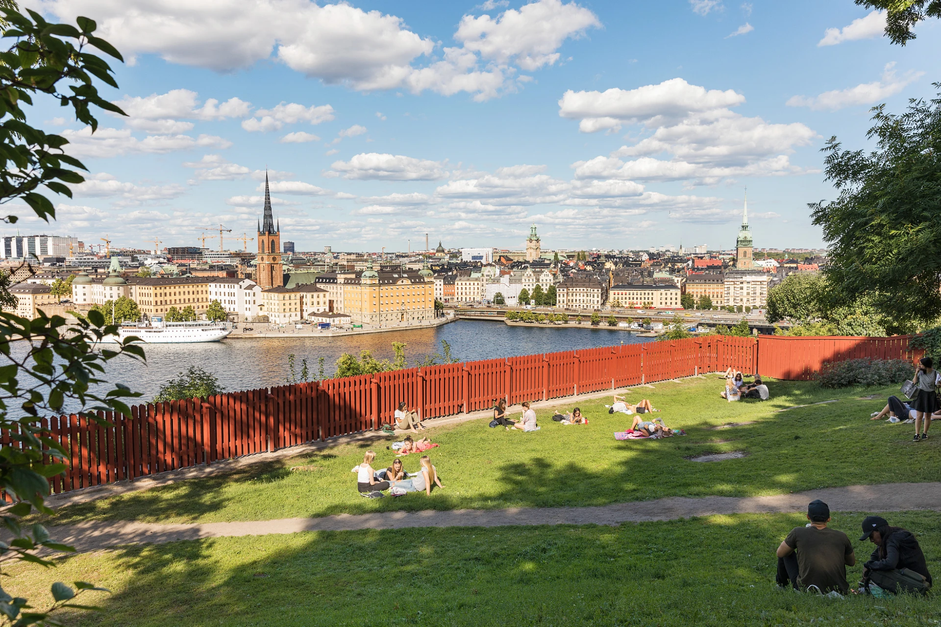 Underbara Ivar Los park för soliga picknickar