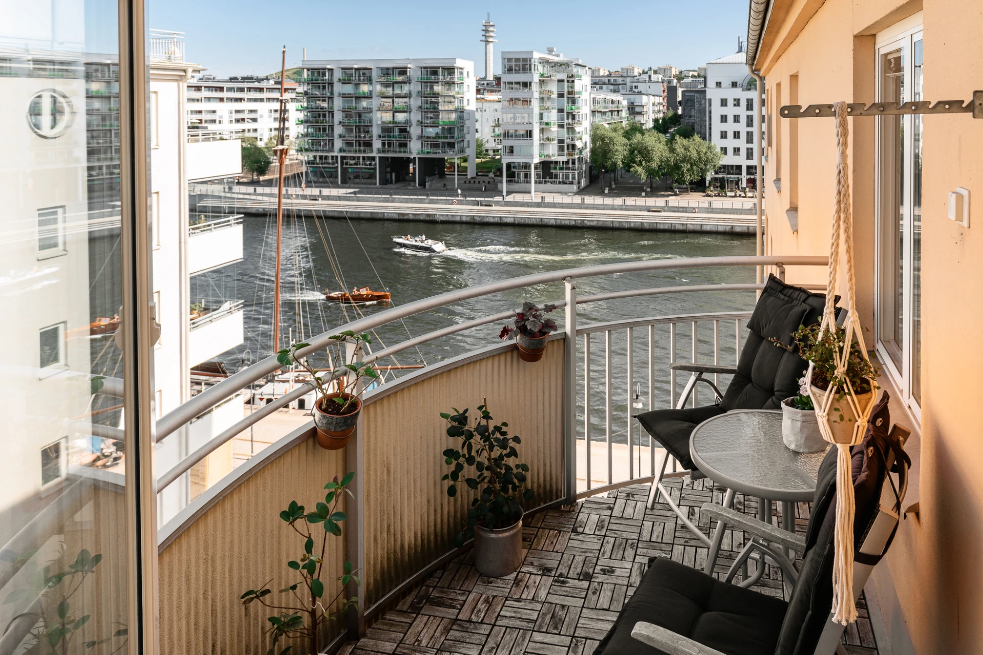 Balkong med "himlen som tak"