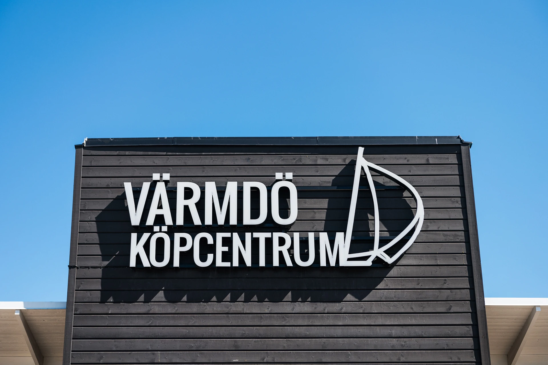 Varmdo marknad_skylt
