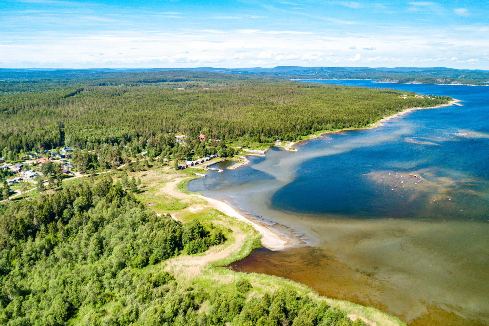 Björköviken med Bergafjärden i bakgrunden