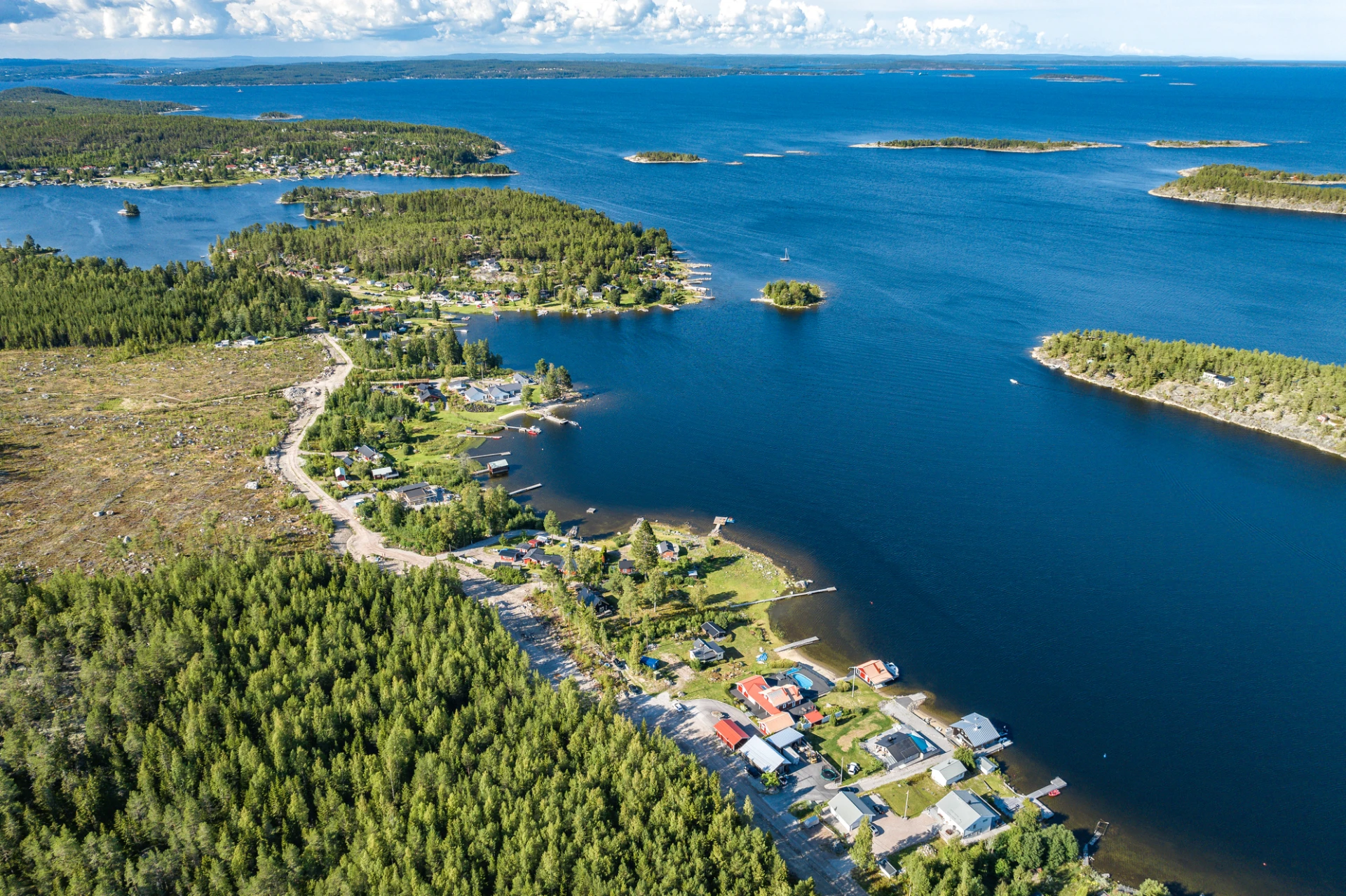 Ällerviken och Juniskär