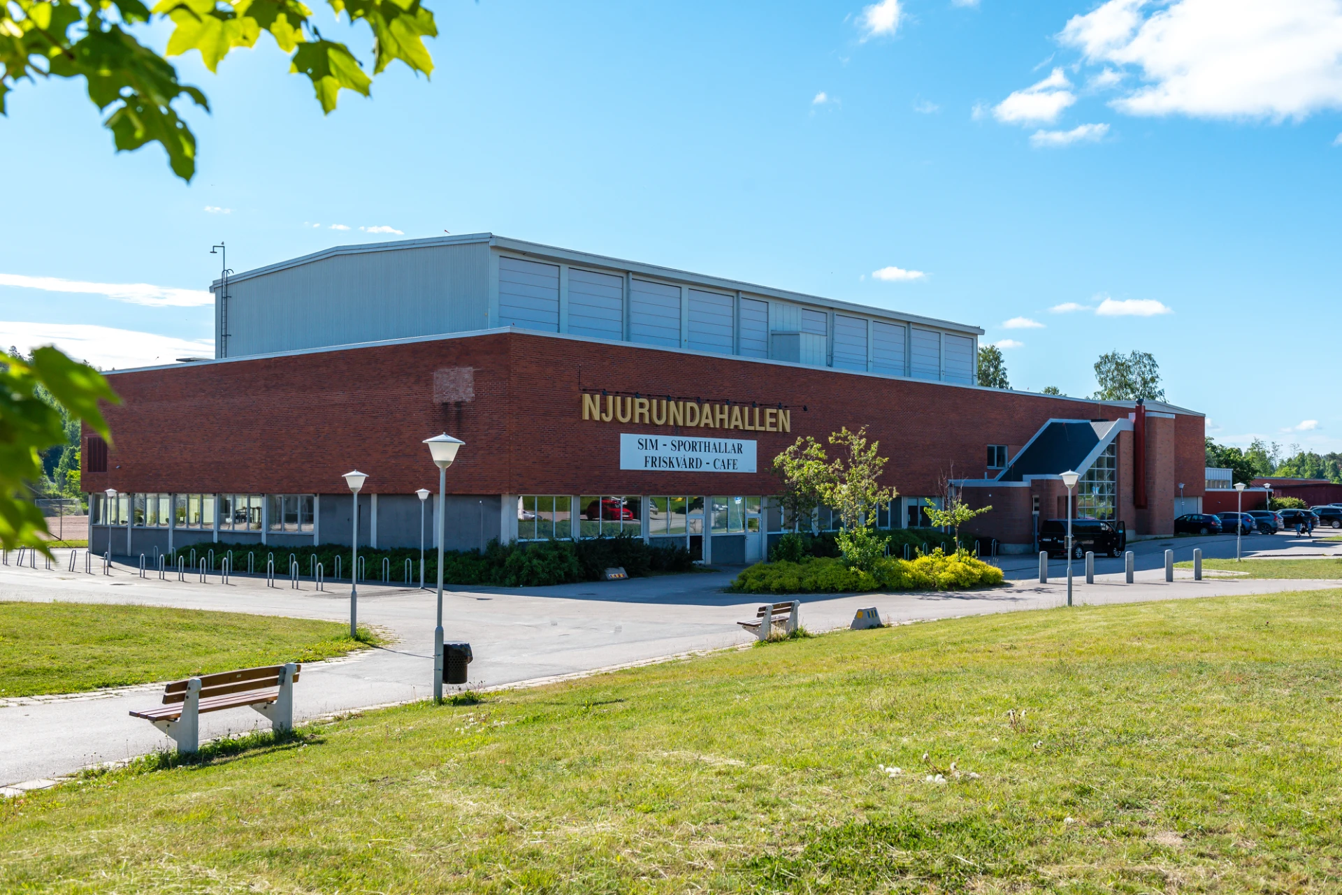 Sporthall och badhus