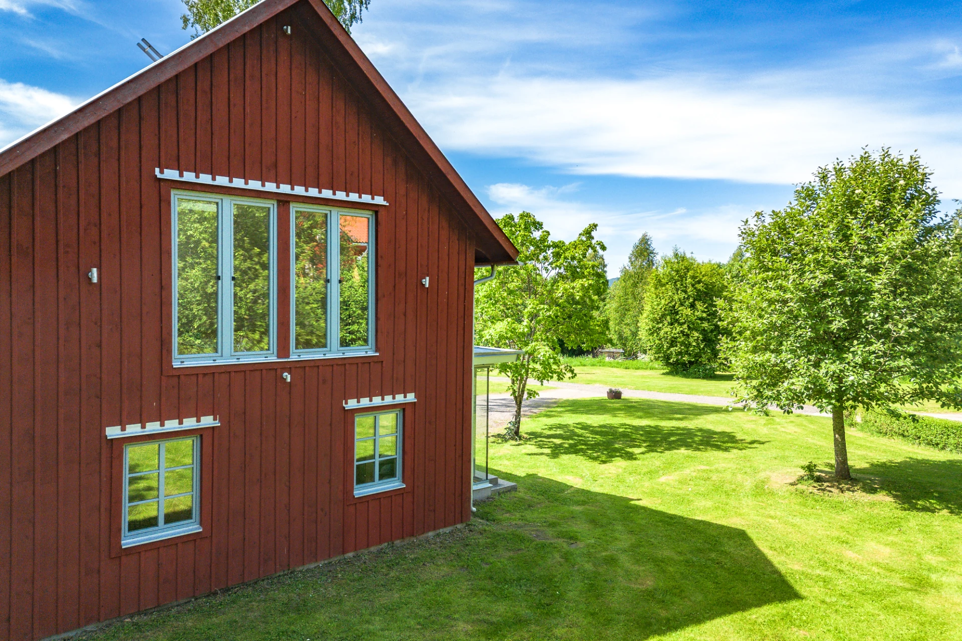 Gavel med stora fönster