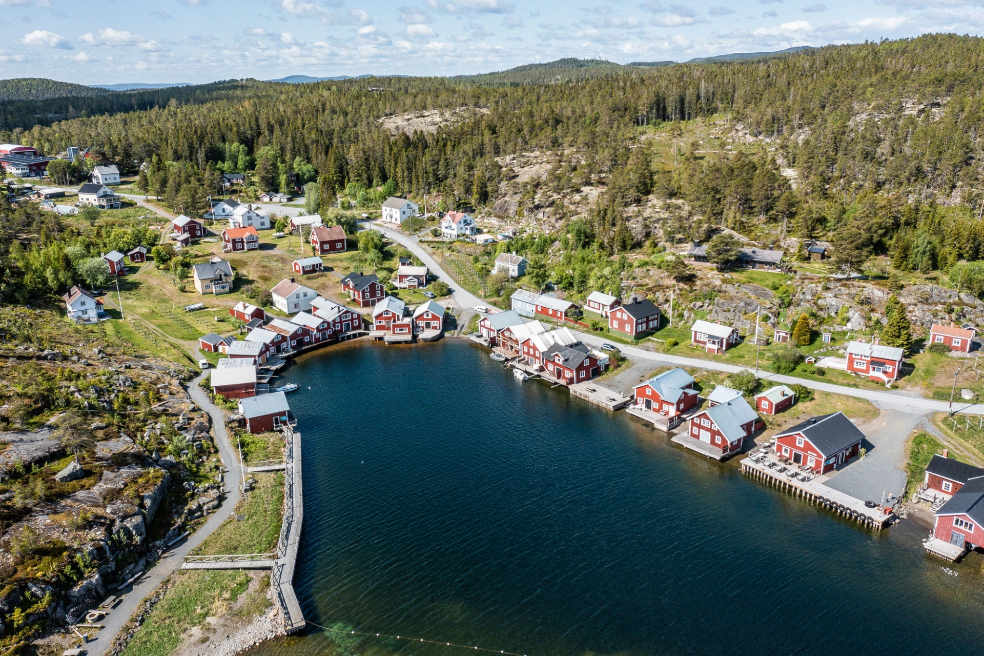 Drönarbild över fiskehamnen