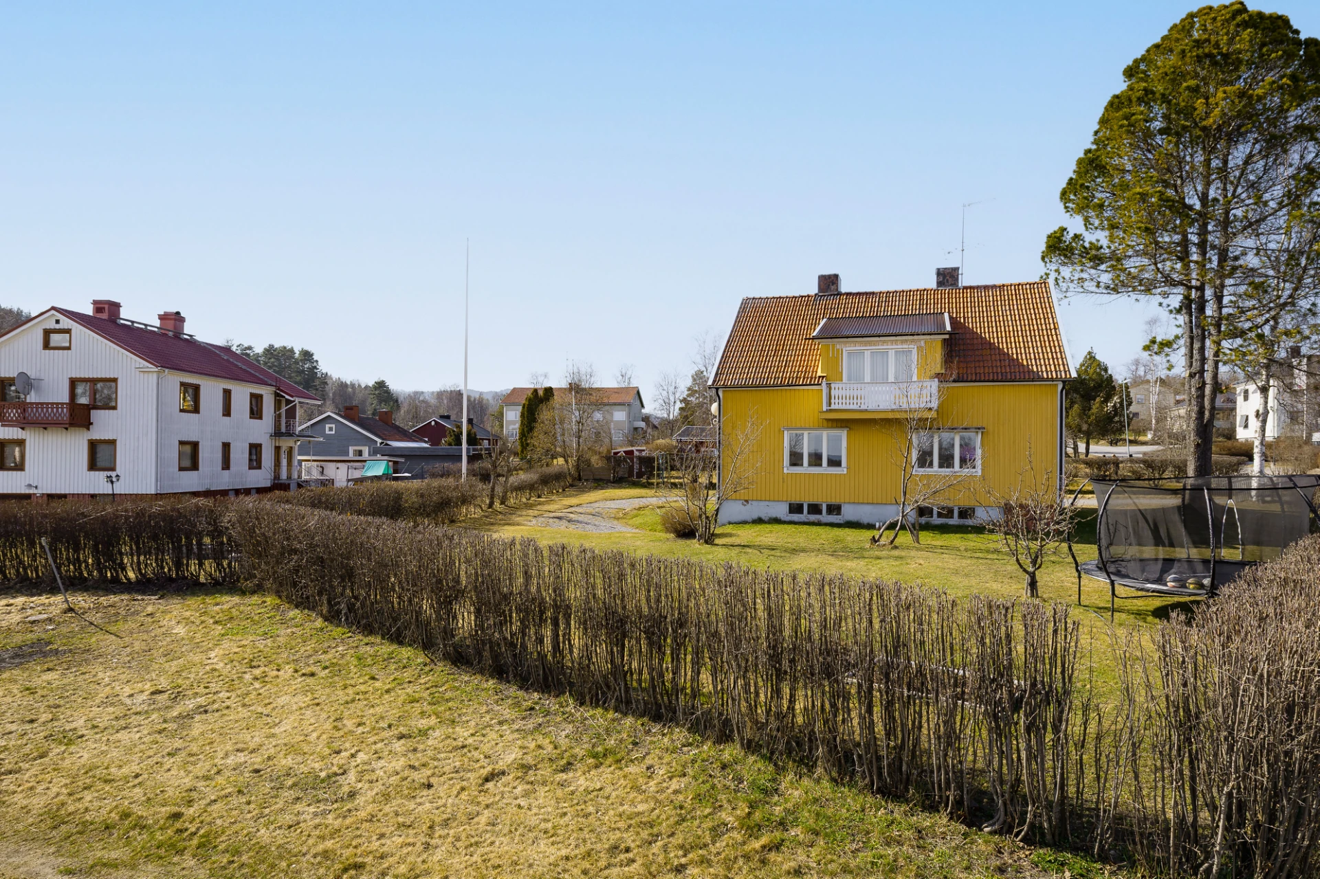 Fasadbild från väg