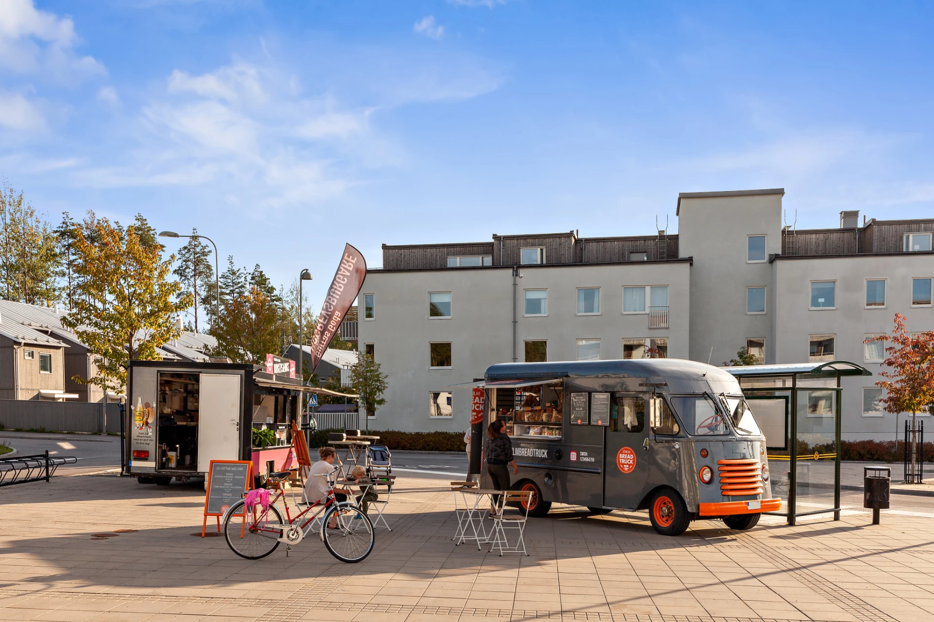 Foodtrucks i området på torsdagar