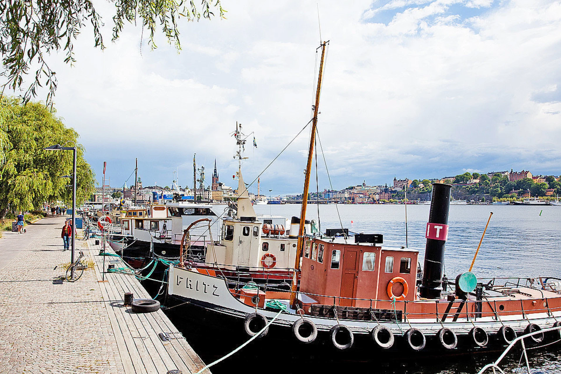 Kajen längs Norr Mälarstrand